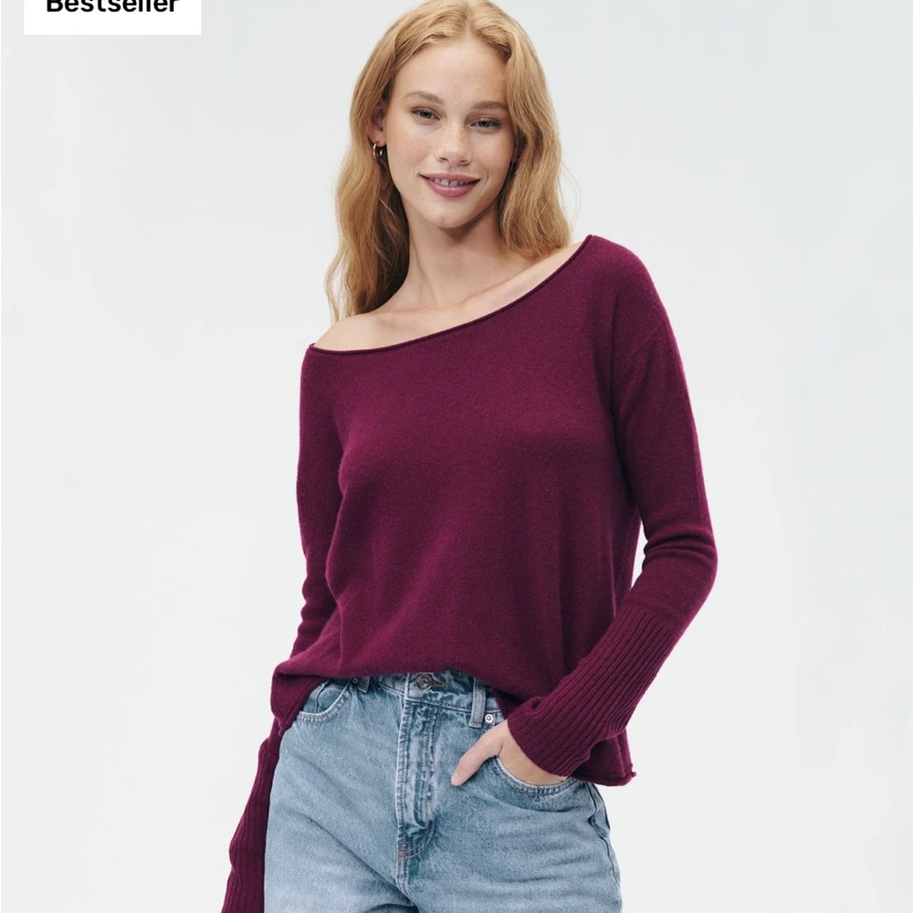 In search of this sweater in Berry XS or XXS